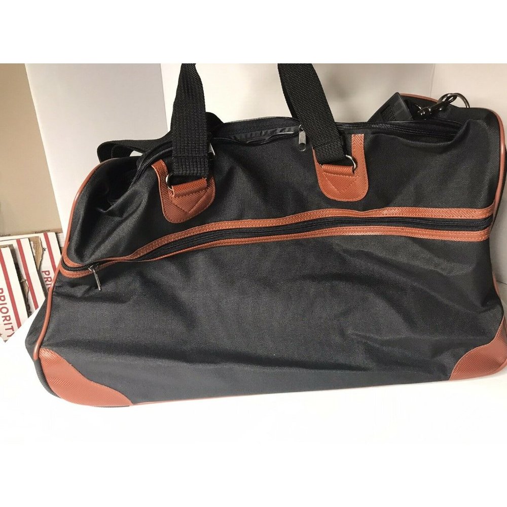 New Avon 23” Rolling Wheeled Tote Duffle Bag Carry On Luggage Travel Suitcase‎